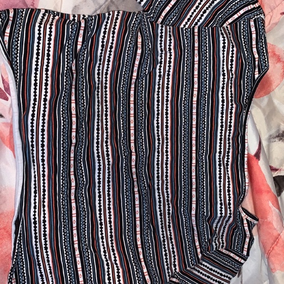 Forever 21 top - Picture 2 of 2